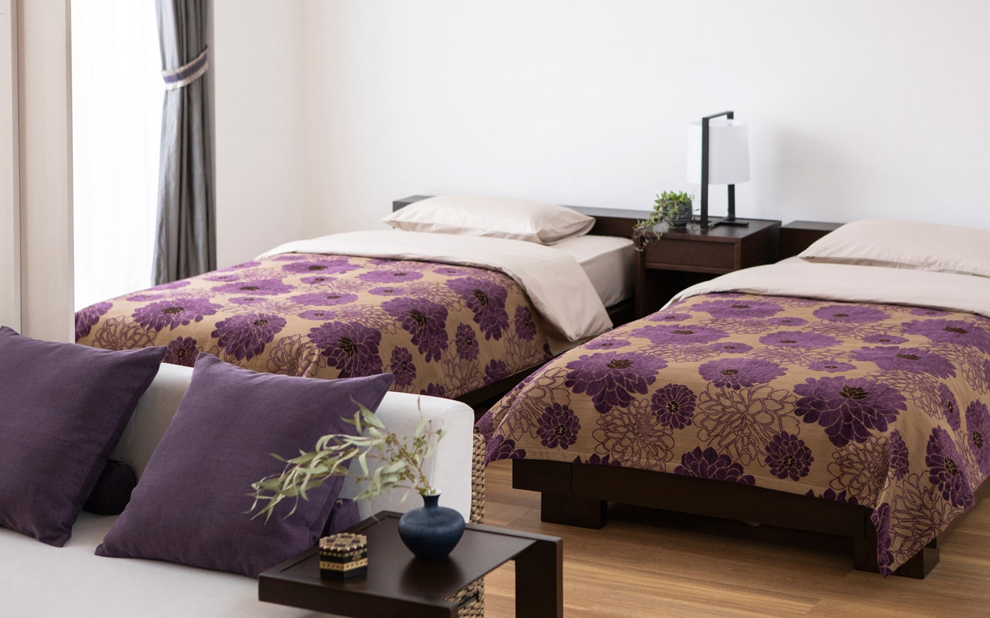 No 141 一人暮らし 1ldk Ld12畳 8畳 広い部屋で贅沢に過ごす一人暮らし A Flat その暮らしに アジアの風を 目黒通り 新宿 大阪梅田 グランフロント北館